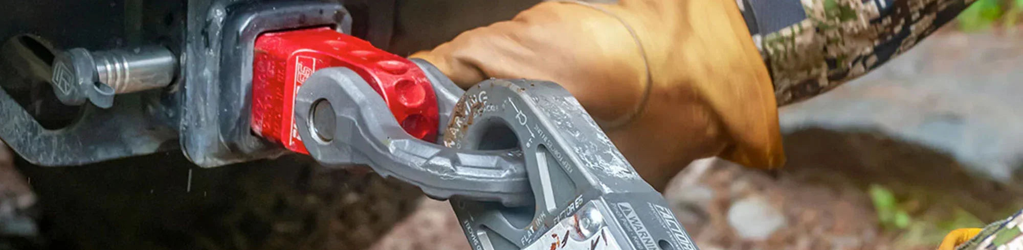 thumbnail image 2 of Factor 55 HitchLink 2.0 Recovery Shackle - 9,500 Lb Rated With Quick Release Pin & Keychain Light 2 of 14