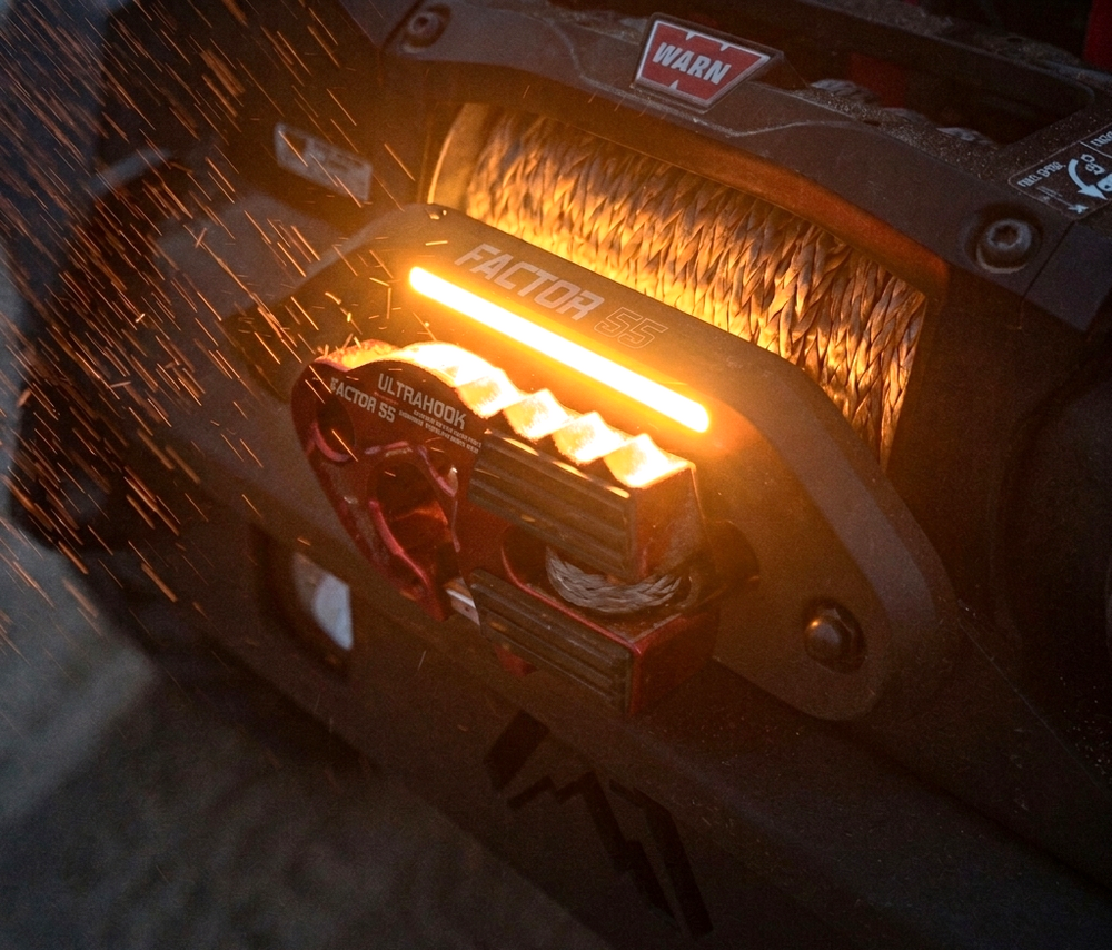 CHECKMAN HECKMAN フォグランプ Lighted Fairlead – Factor55